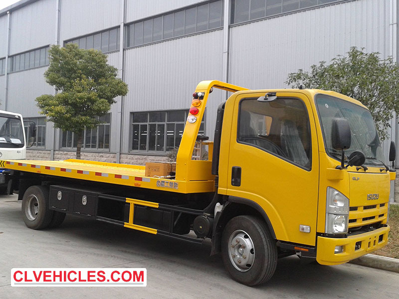 ISUZU ELF Wrecker Truck