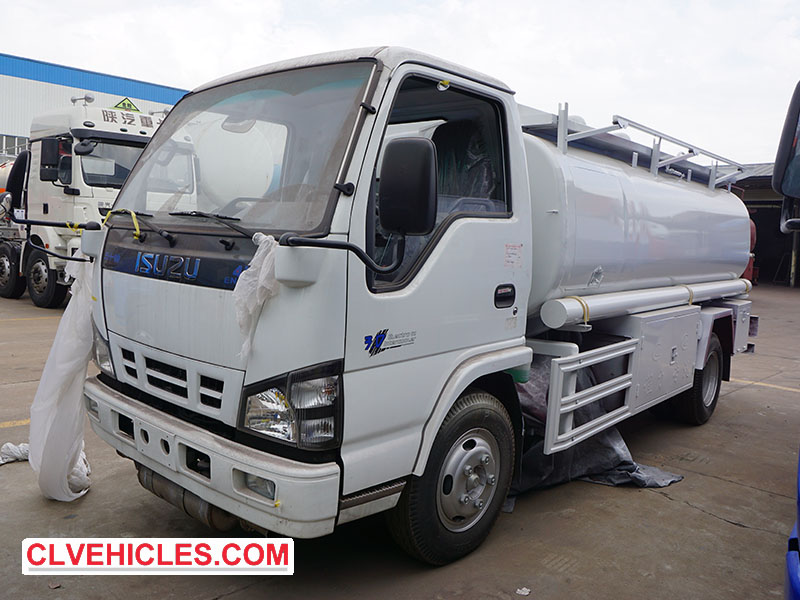 ISUZU Fuel tank truck