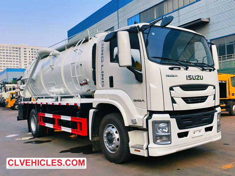 ISUZU sewage suction truck